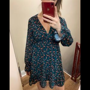 3/$25 Italian long sleeve ruffle dress
